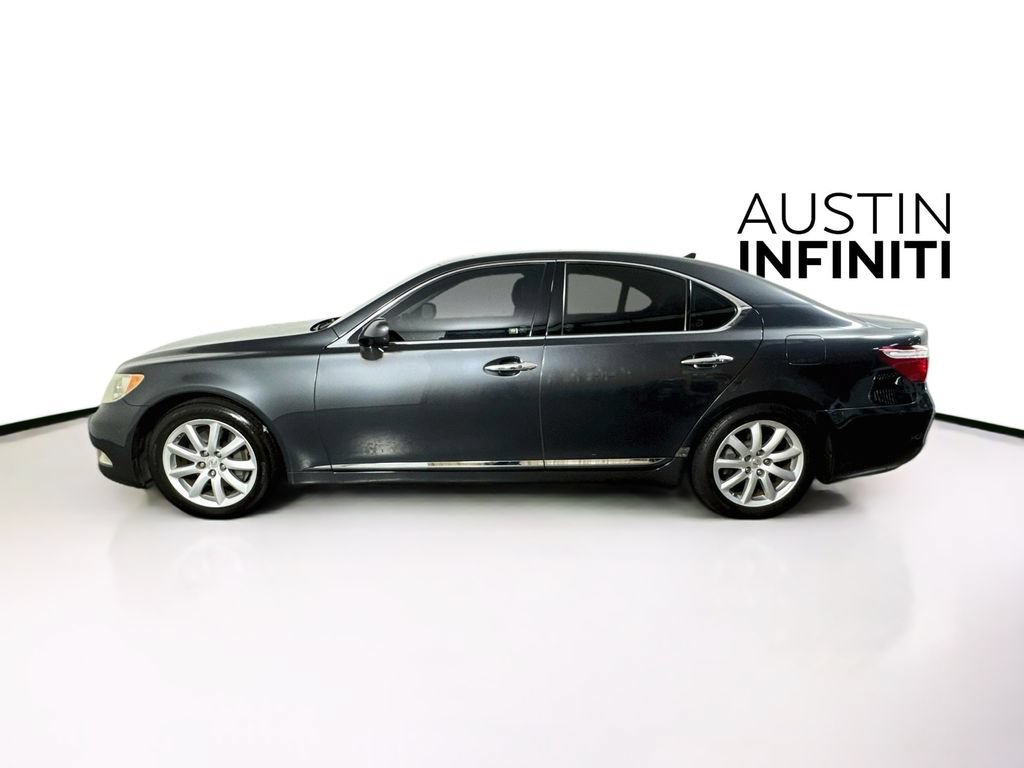 Used 2008 Lexus LS 460 RWD image 4