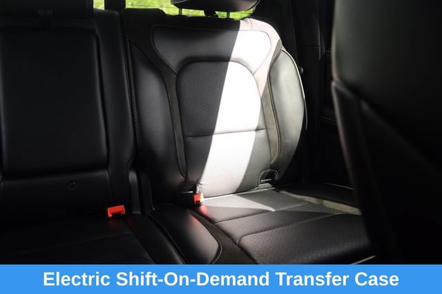 Used 2023 RAM 1500 Laramie AWD/4WD image 16