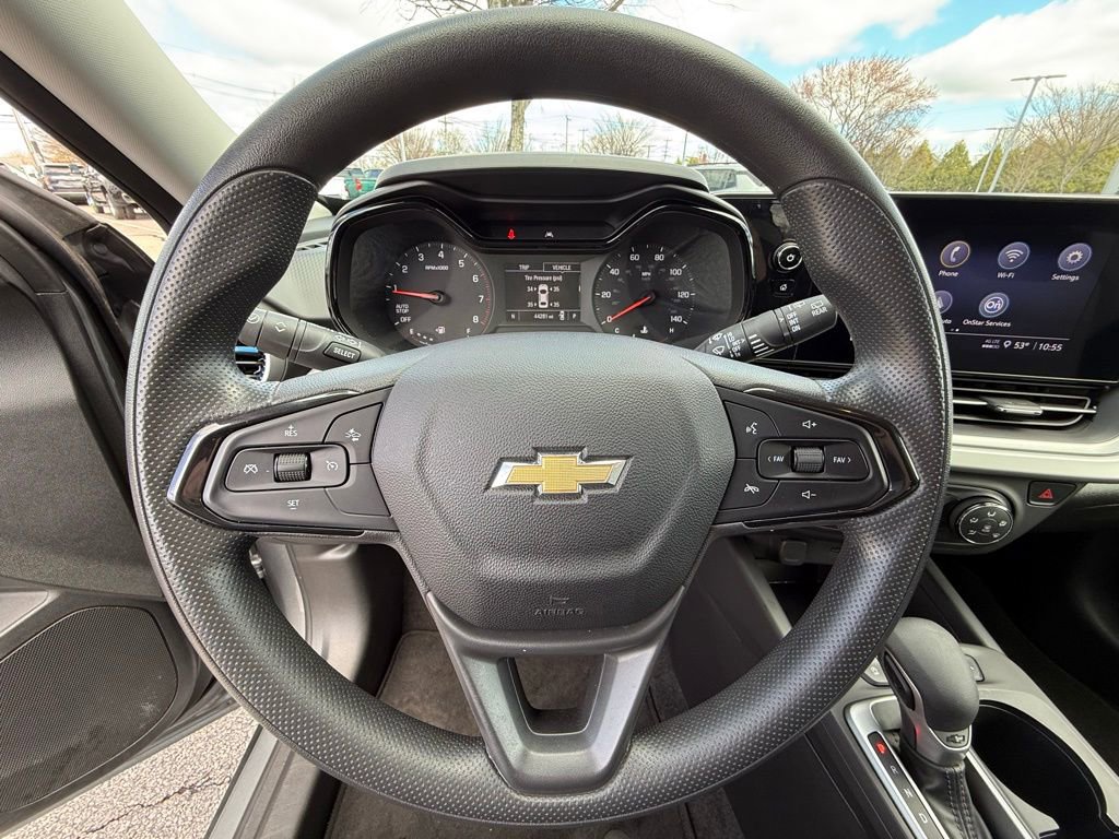 Used 2024 Chevrolet Trax LS FWD image 16