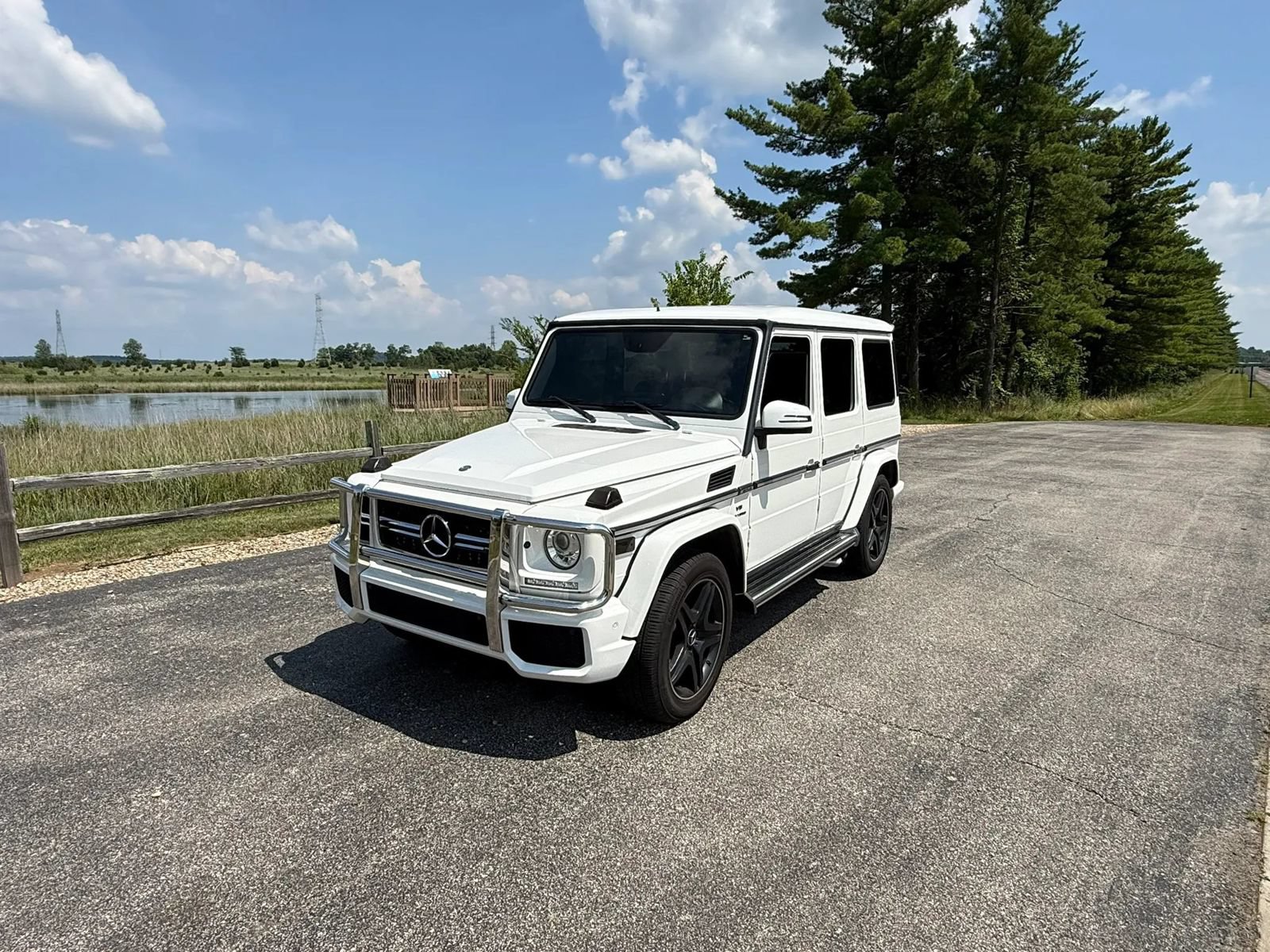 Used 2015 Mercedes-Benz G 63 AMG 4MATIC image 2