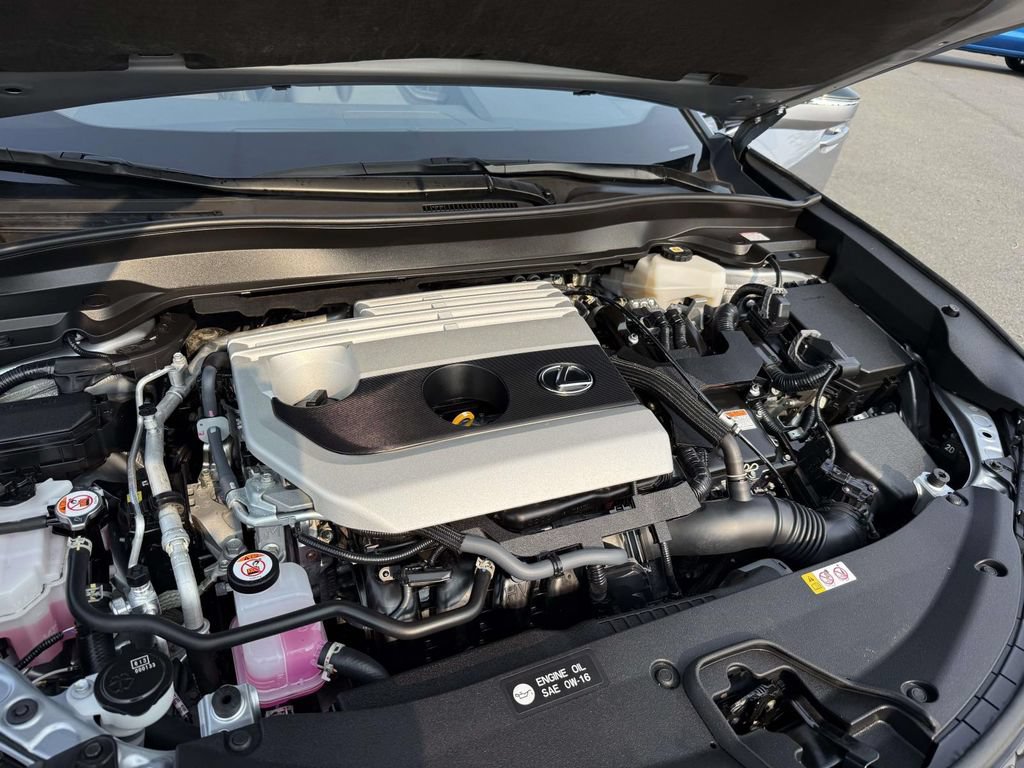 Used 2024 Lexus UX 250h F Sport AWD/4WD image 25