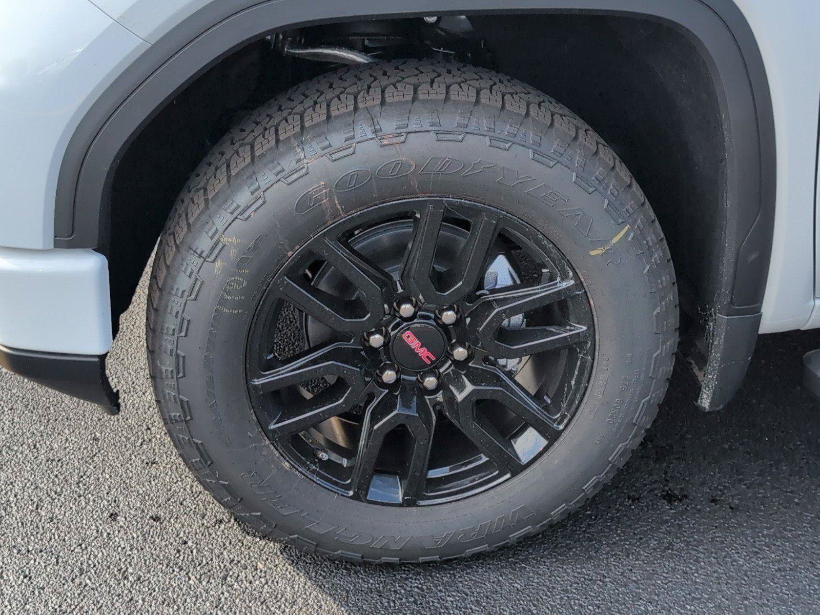 New 2026 GMC Sierra 1500 Elevation AWD/4WD image 11