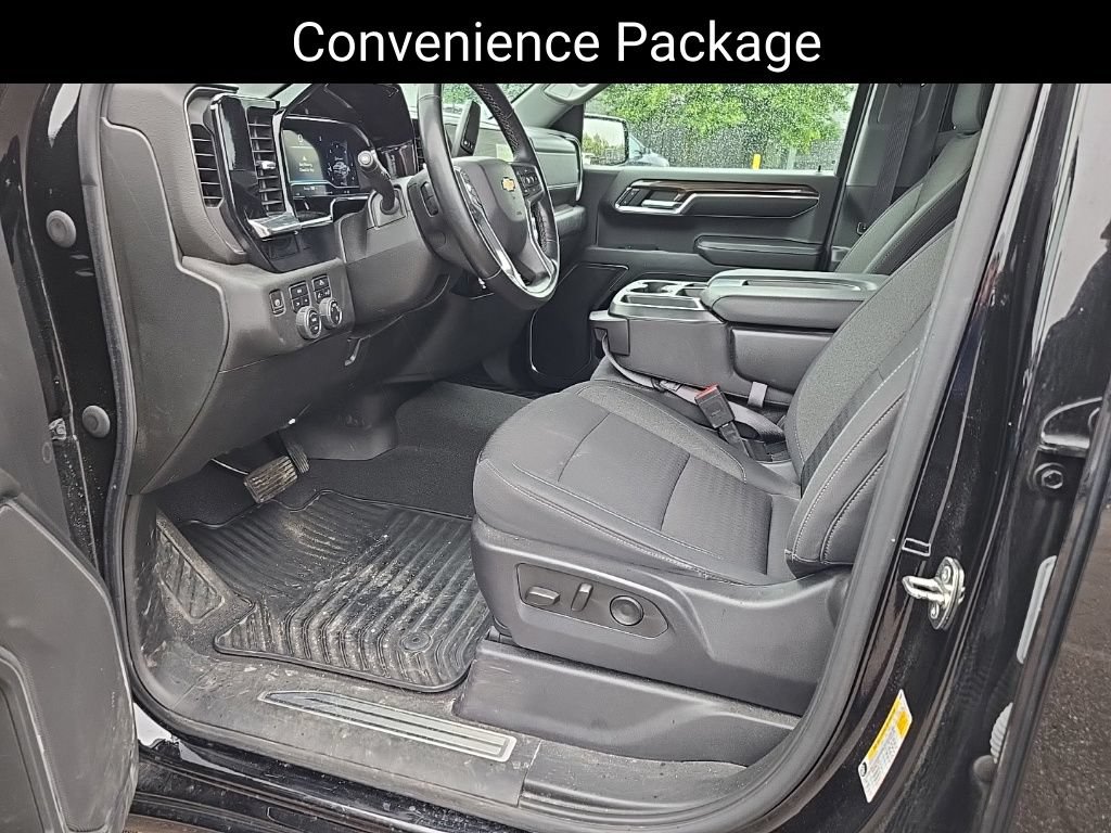 Certified 2024 Chevrolet Silverado 1500 LT AWD/4WD image 12