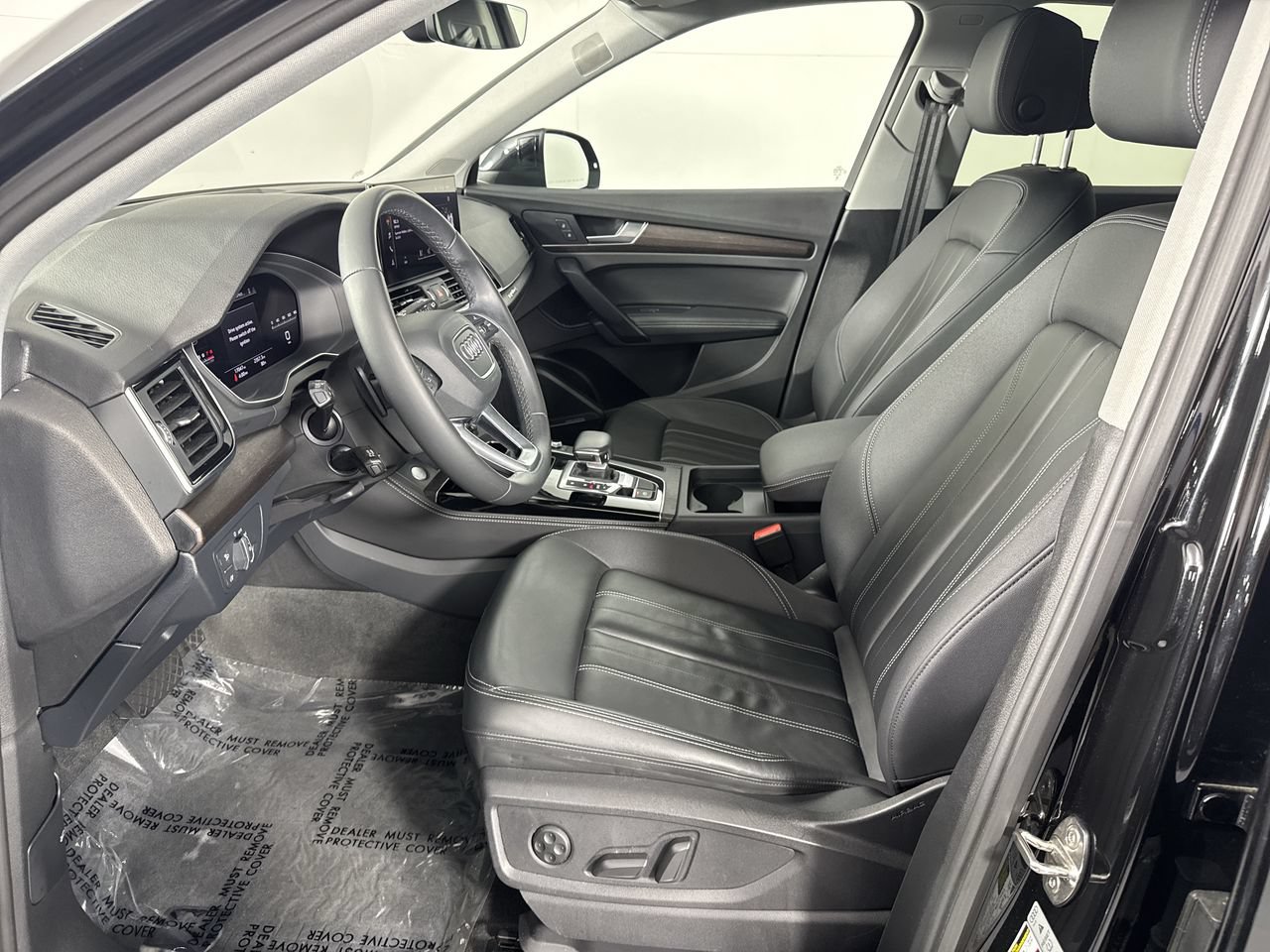 Used 2023 Audi Q5 2.0T Premium Plus w/ Premium Plus Package AWD/4WD image 19