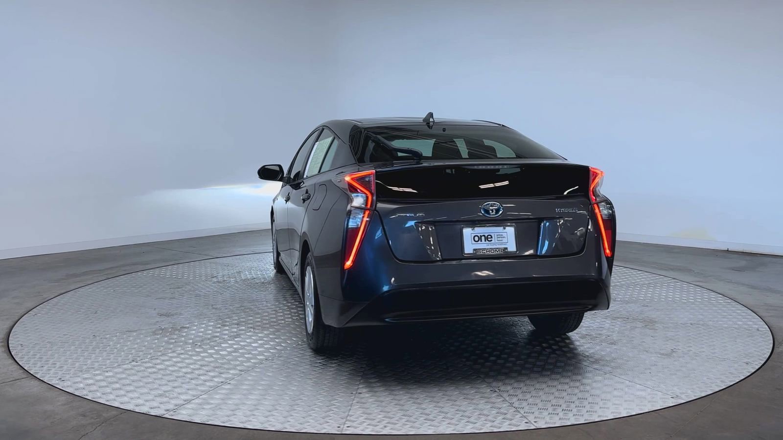 Used 2017 Toyota Prius Two w/ Carpet Mat Package FWD image 7