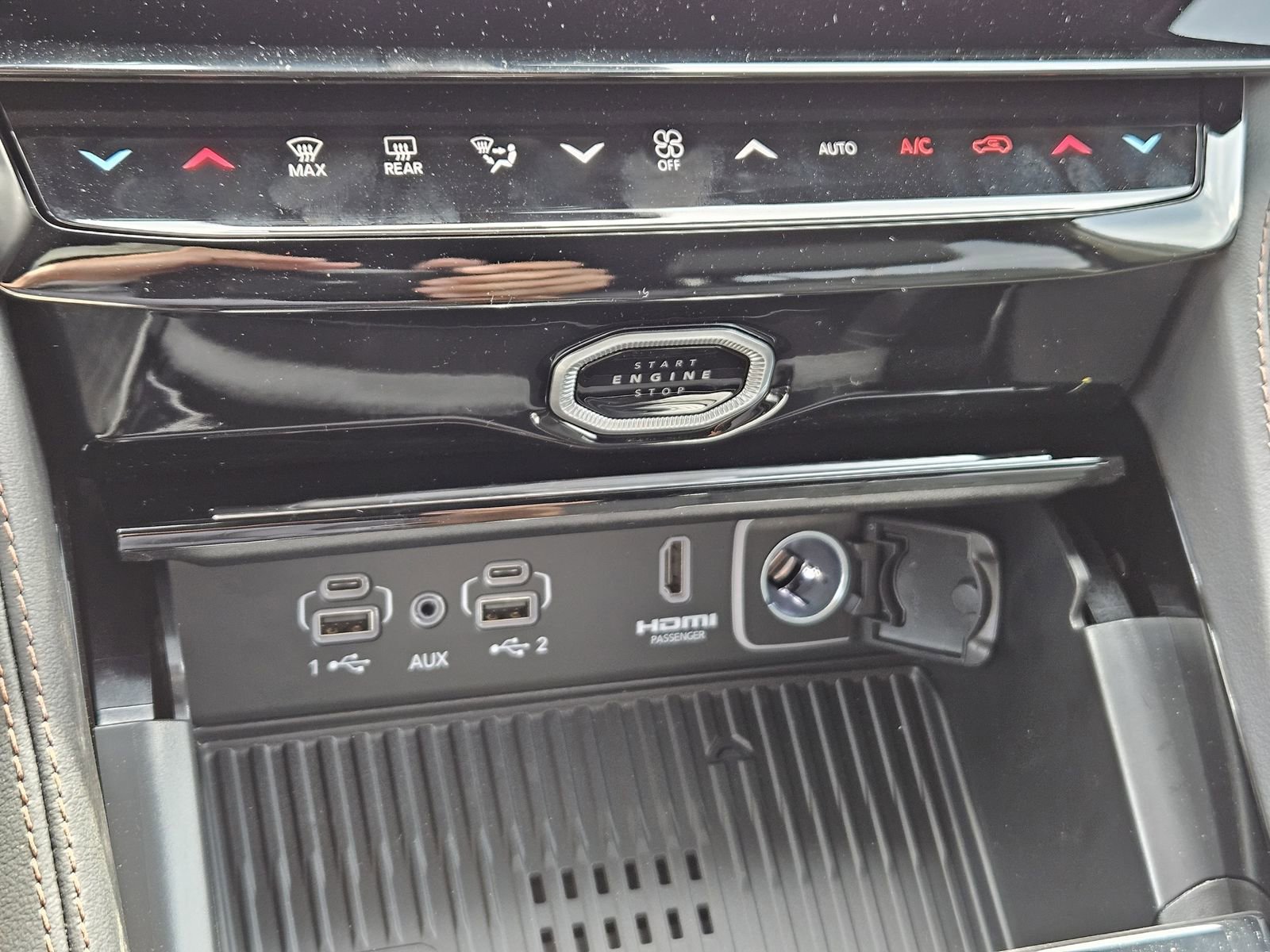New 2026 Jeep Grand Cherokee L Summit AWD/4WD image 20