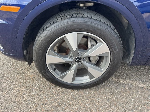 Used 2020 Audi Q5 2.0T Premium w/ Titanium Sport Package image 9