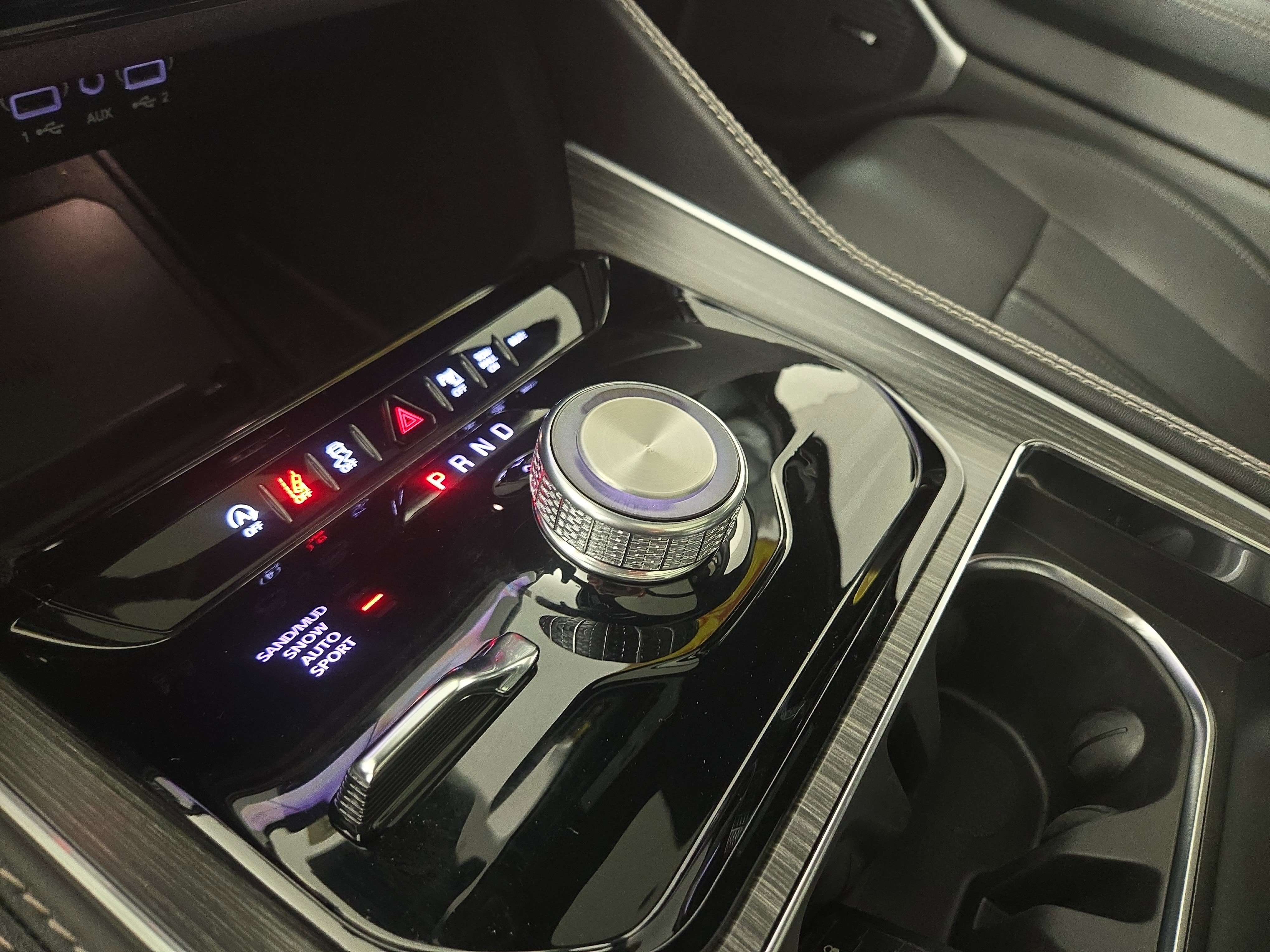 Used 2023 Jeep Wagoneer L Series II w/ Premium Group I image 26