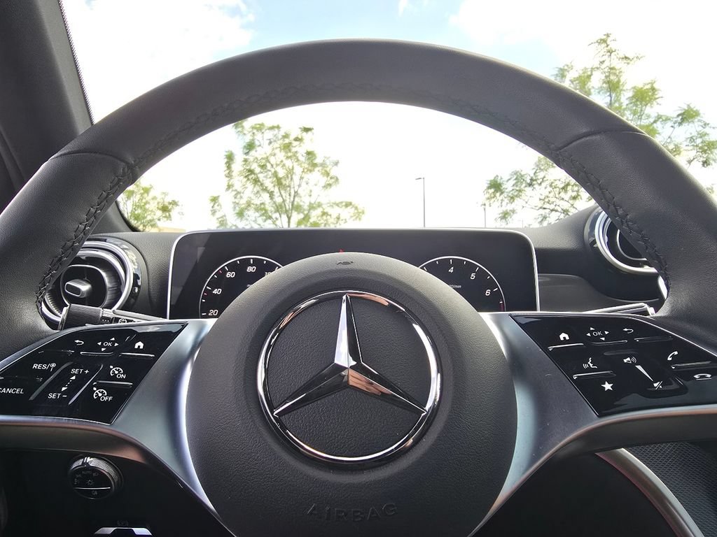Certified 2026 Mercedes-Benz GLC 300 4MATIC image 30