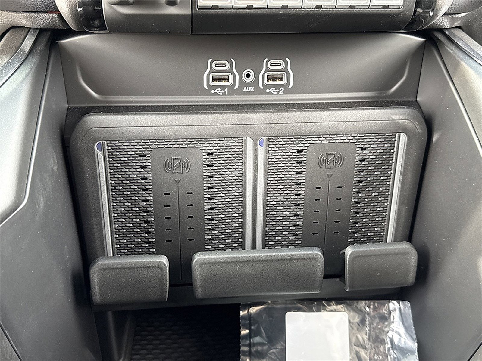 New 2026 RAM 5500 4x4 Crew Cab image 7