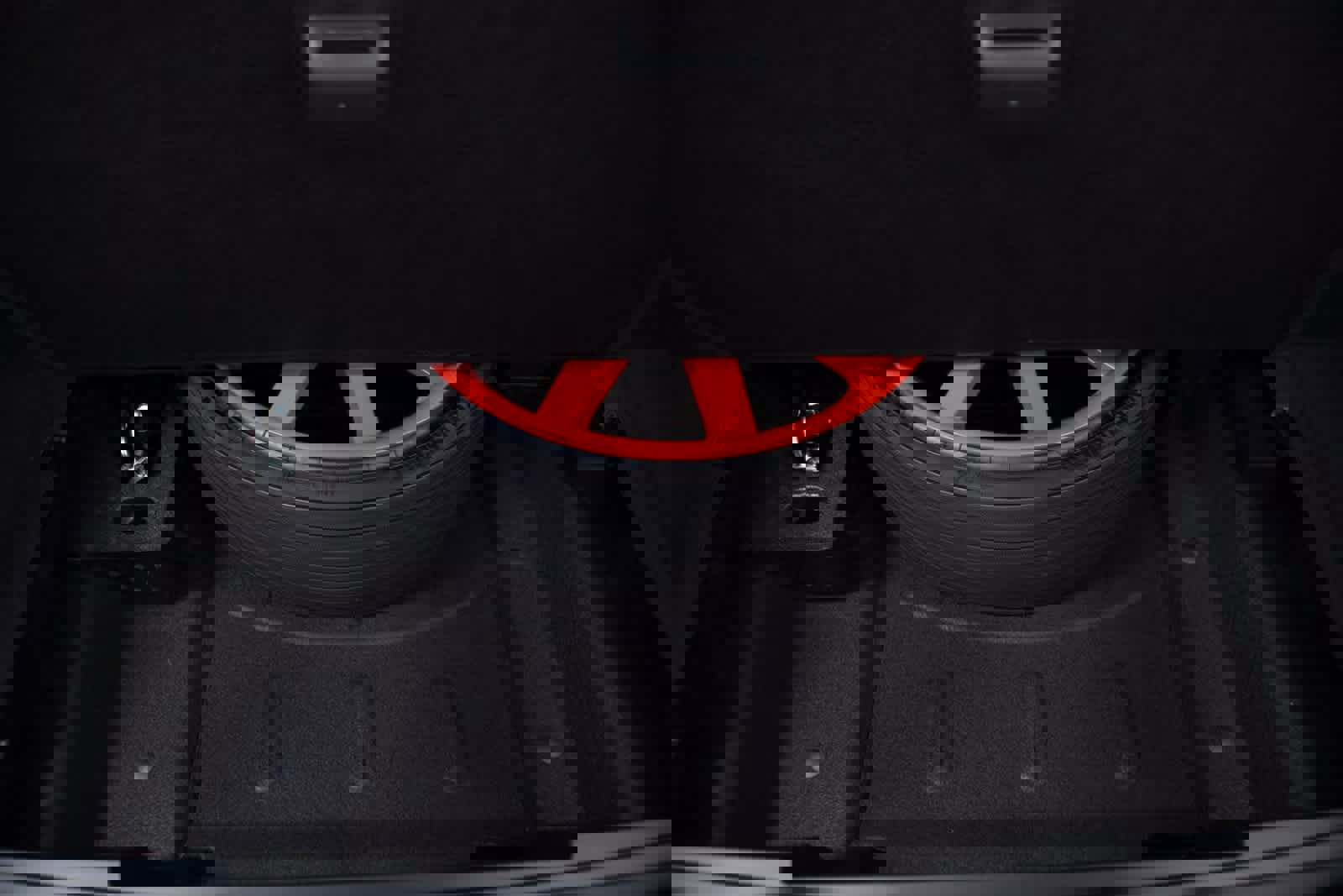 Certified 2025 Porsche Macan image 30