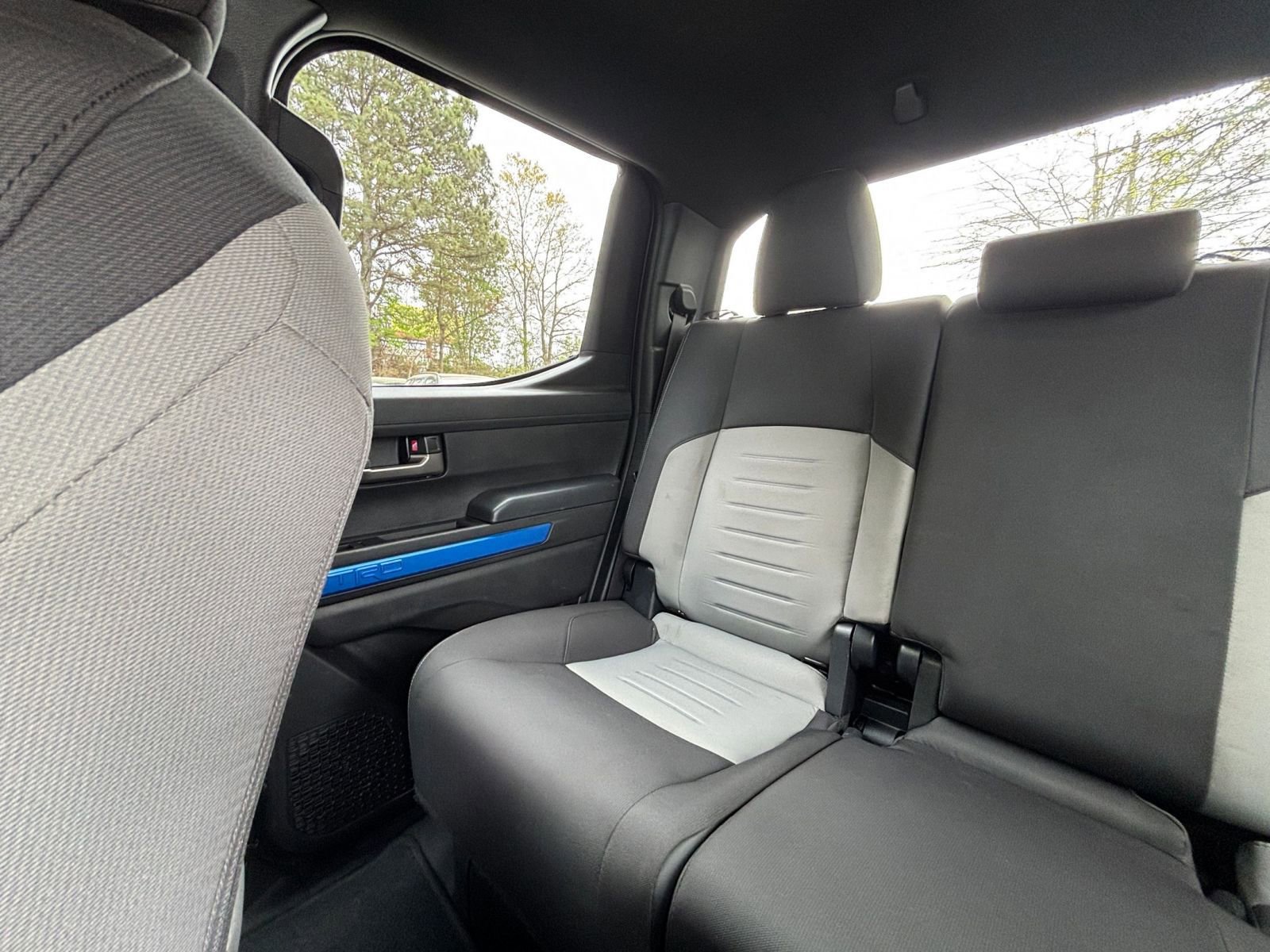 Used 2025 Toyota Tacoma TRD Off-Road image 39