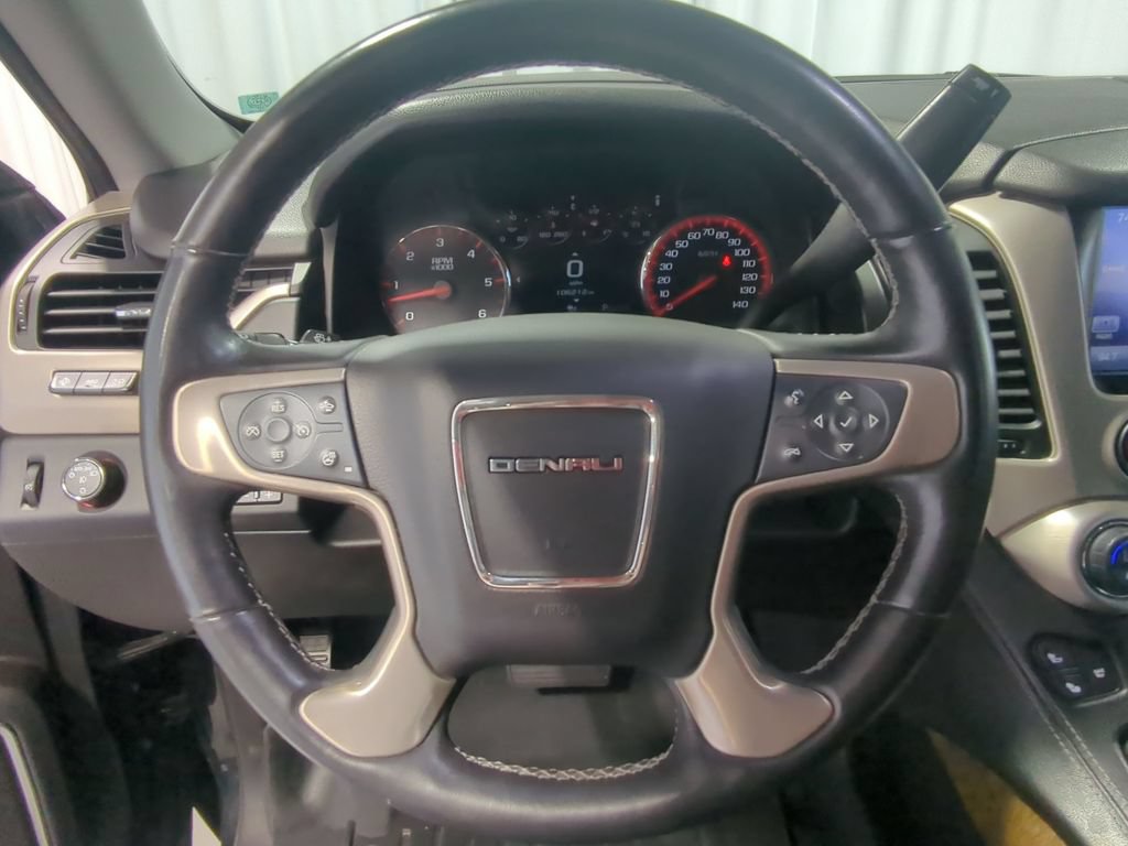 Used 2016 GMC Yukon Denali w/ Open Road Package AWD/4WD image 28