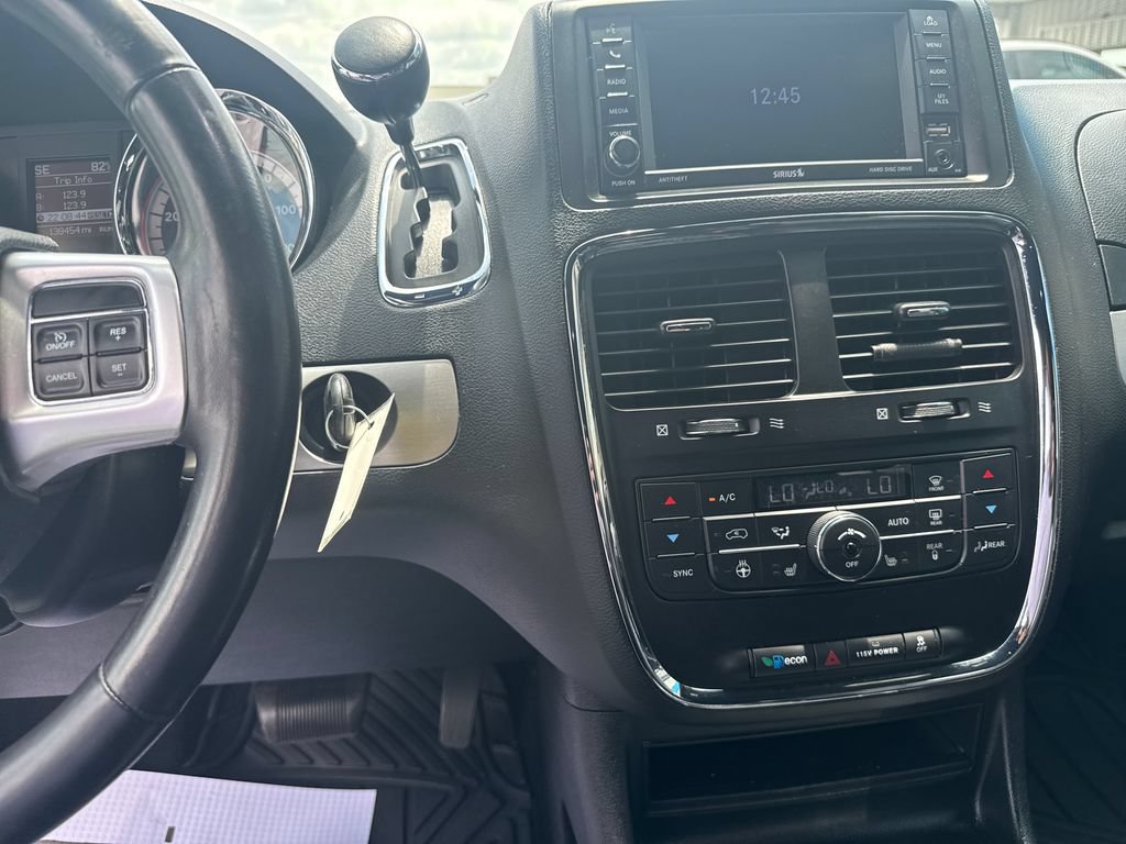 Used 2019 Dodge Grand Caravan GT FWD image 28