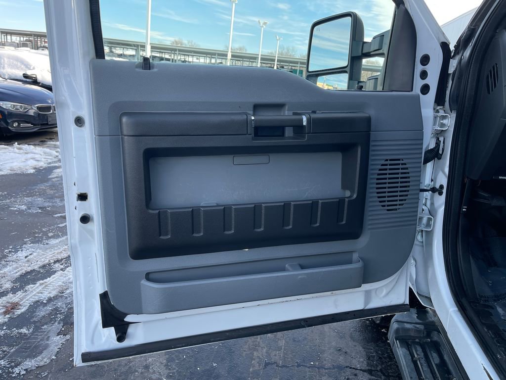 Used 2015 Ford F350 XL image 11