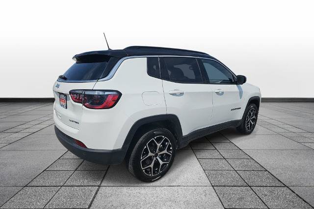 Used 2025 Jeep Compass Limited AWD/4WD image 5