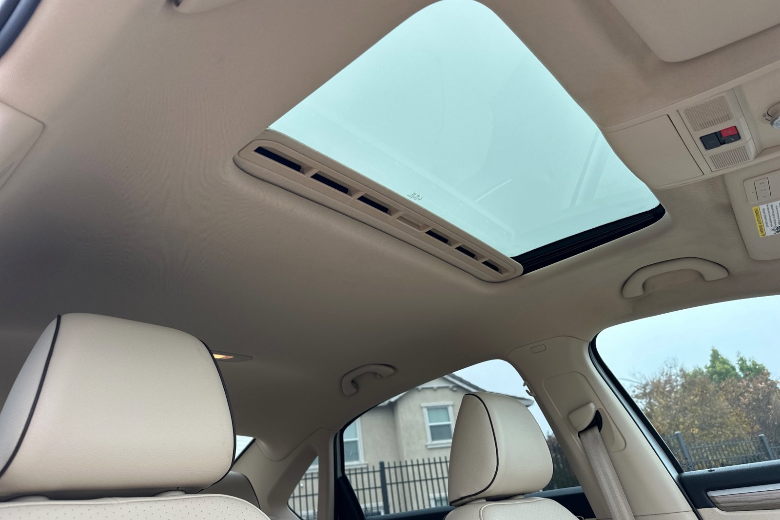 Used 2017 Volkswagen Passat 1.8T SE image 16