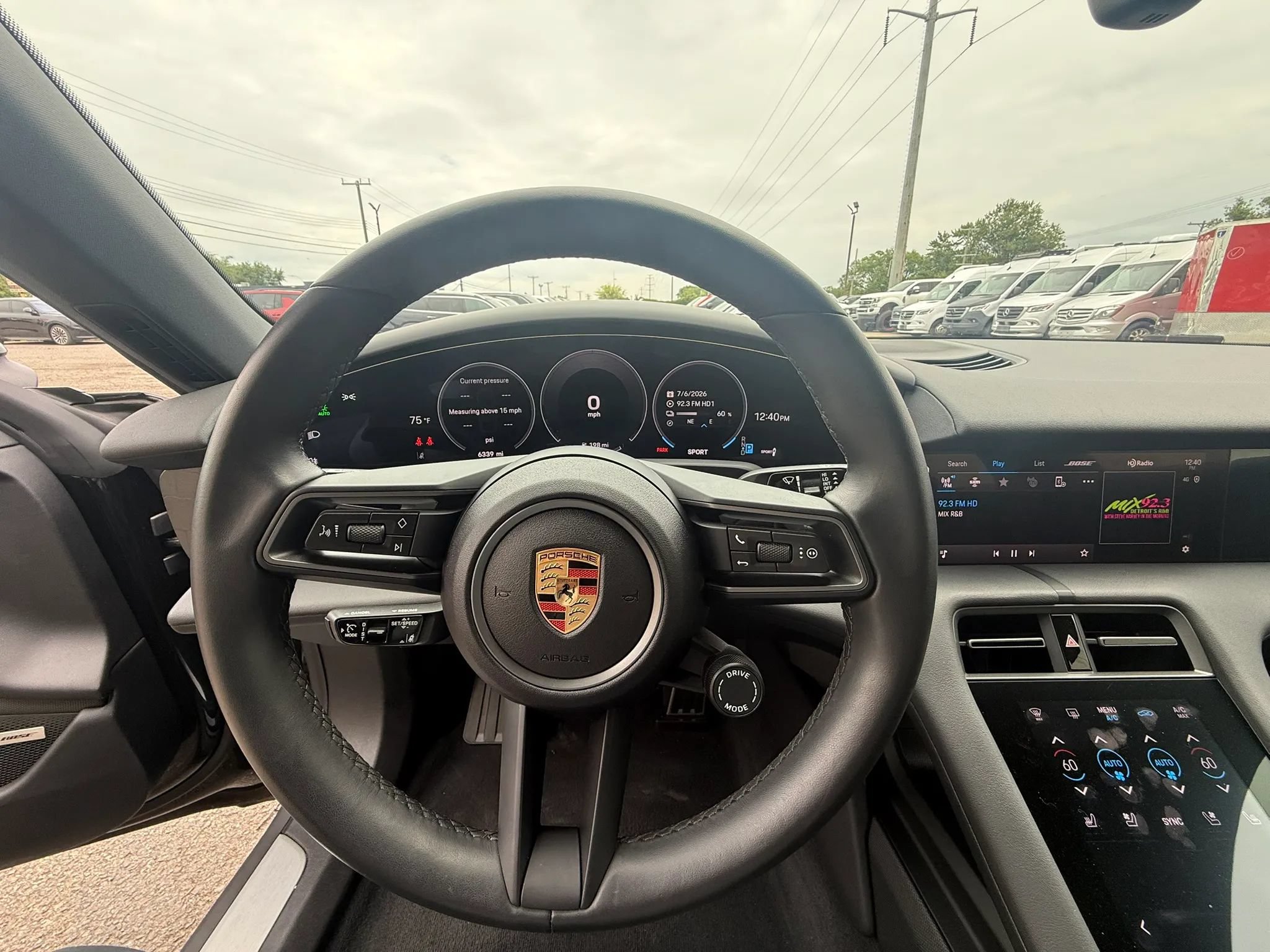 Used 2025 Porsche Taycan RWD image 24