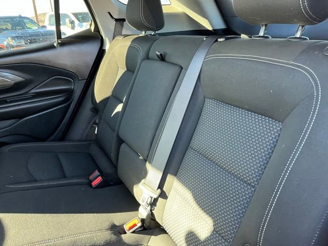 Used 2023 GMC Terrain SLE w/ Elevation Edition image 18