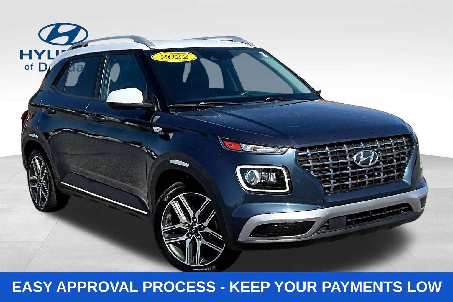Used 2022 Hyundai Venue Limited FWD image 3