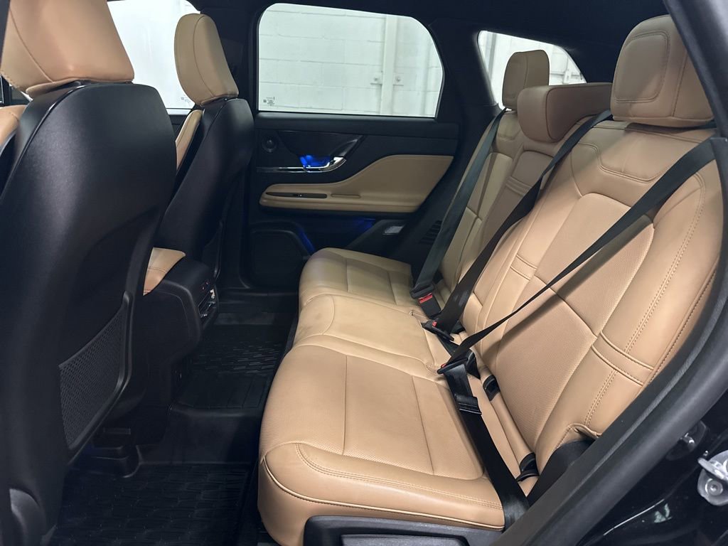 Used 2023 Lincoln Corsair Reserve w/ Equipment Group 202A AWD/4WD image 22