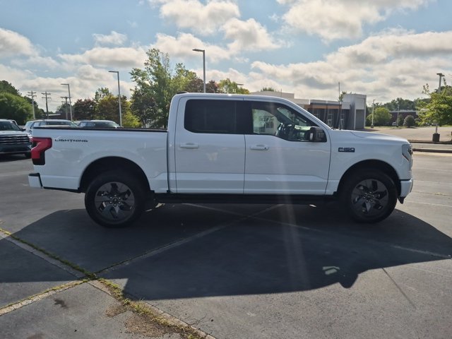 Certified 2025 Ford F150 Lightning Flash AWD/4WD image 3