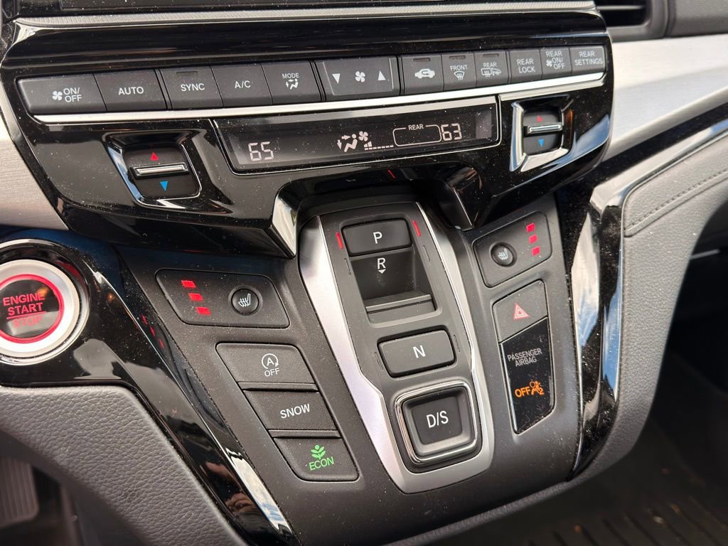 Used 2025 Honda Odyssey Touring image 6