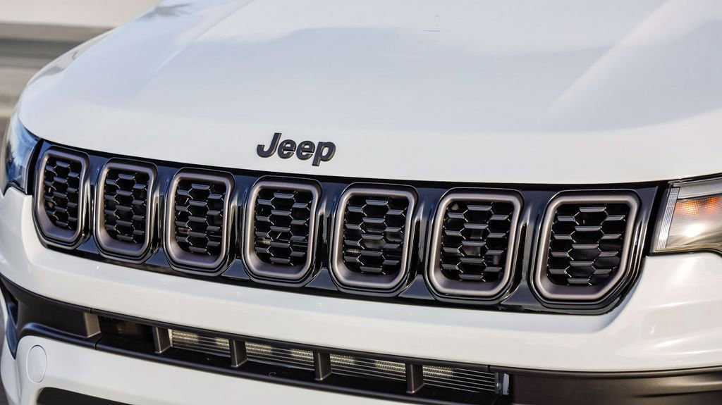 New 2026 Jeep Compass Latitude AWD/4WD image 6