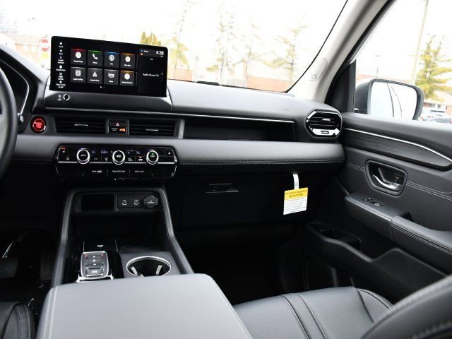 New 2026 Honda Pilot Touring image 22