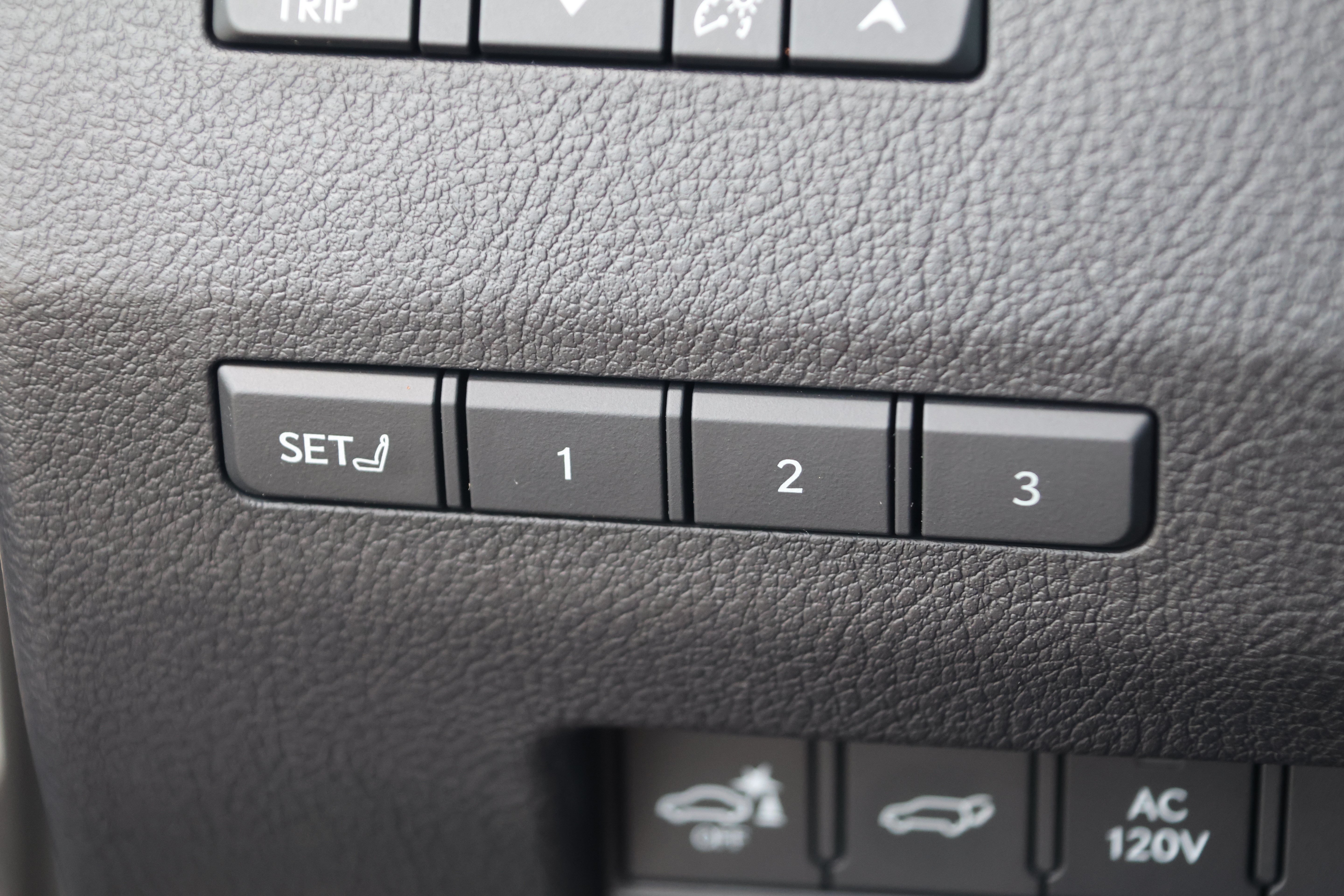 Certified 2026 Lexus GX 550 w/ Accessory Package (2T) AWD/4WD image 16