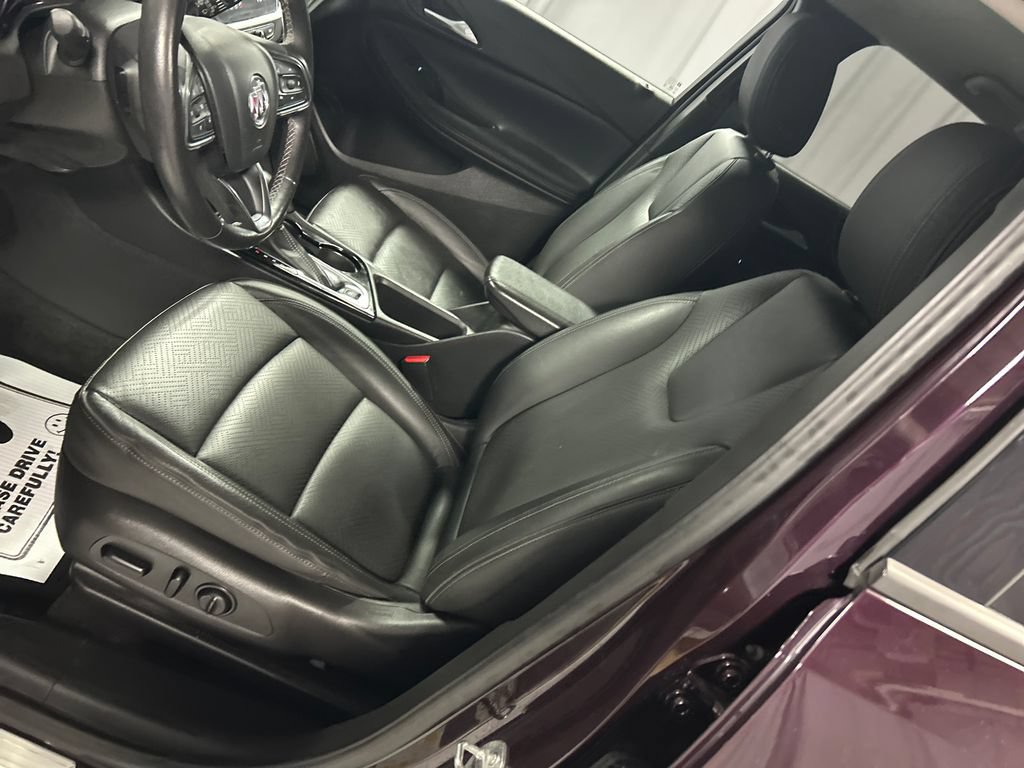 Used 2020 Buick Encore GX Essence FWD image 10