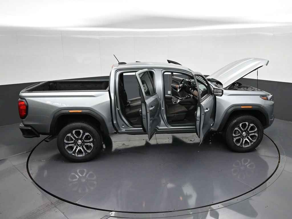 Used 2023 GMC Canyon AT4 w/ Canyon Safety Plus Package AWD/4WD image 40