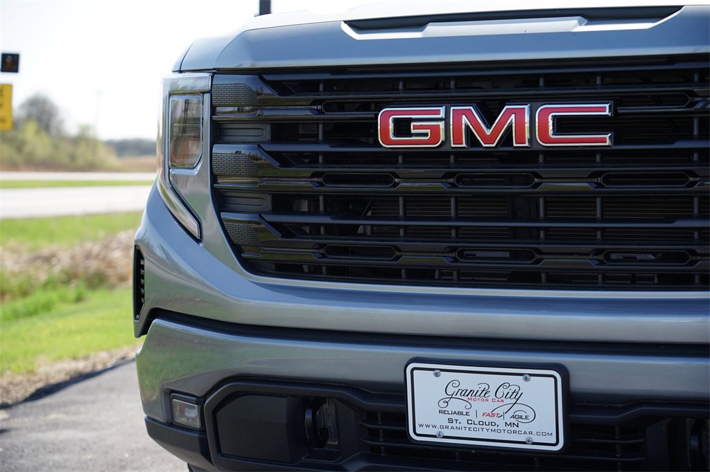 Used 2024 GMC Sierra 1500 Elevation image 9