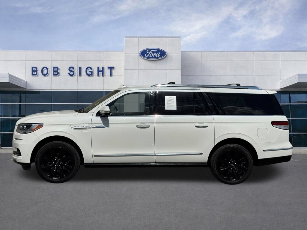 Used 2024 Lincoln Navigator L Reserve AWD/4WD image 40