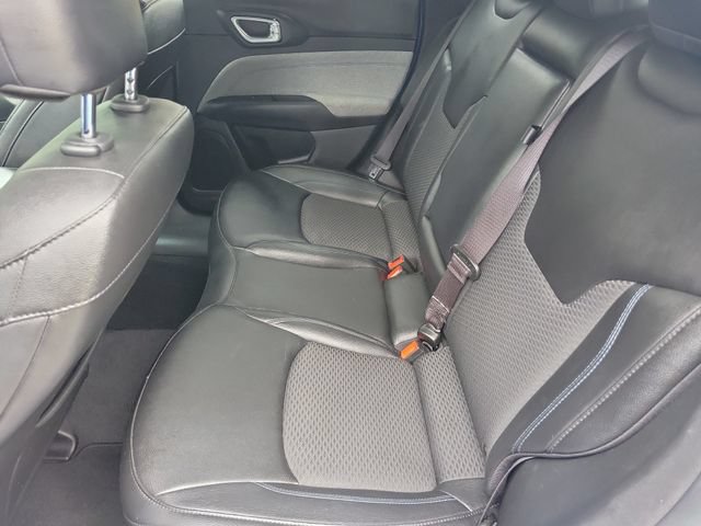 Used 2024 Jeep Compass Latitude AWD/4WD image 14