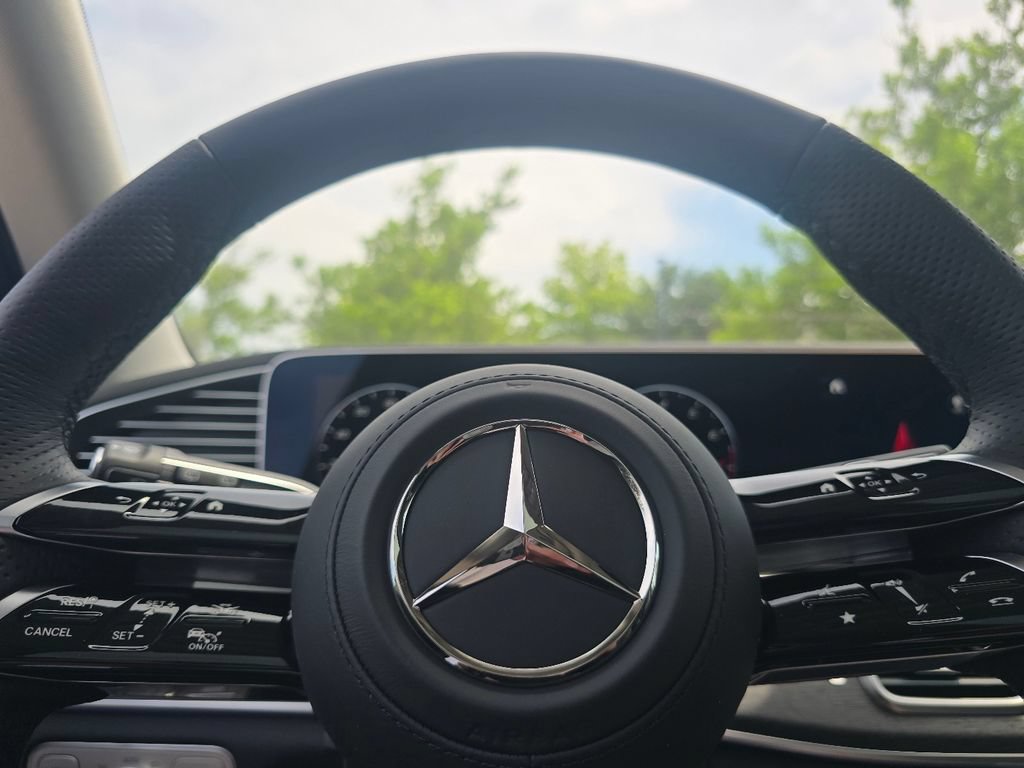 New 2026 Mercedes-Benz GLS 450 4MATIC image 30