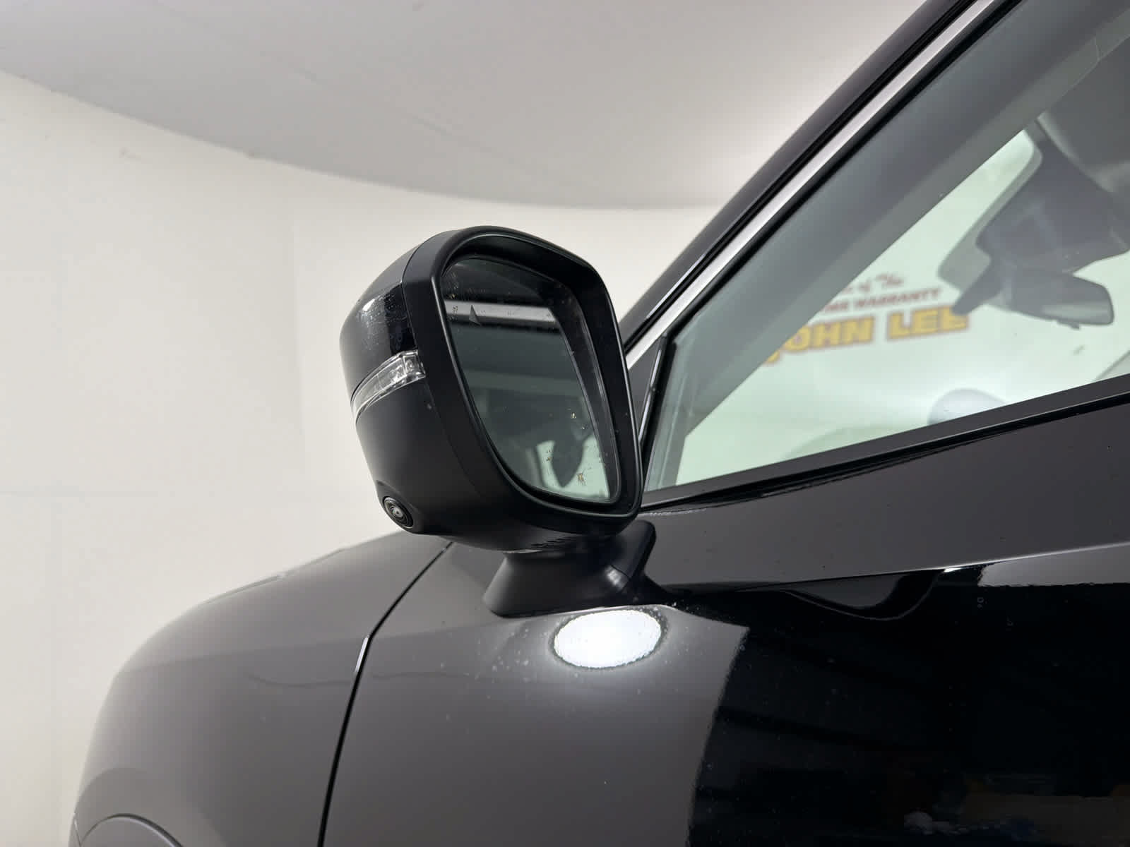 New 2026 Nissan Kicks SR FWD image 12
