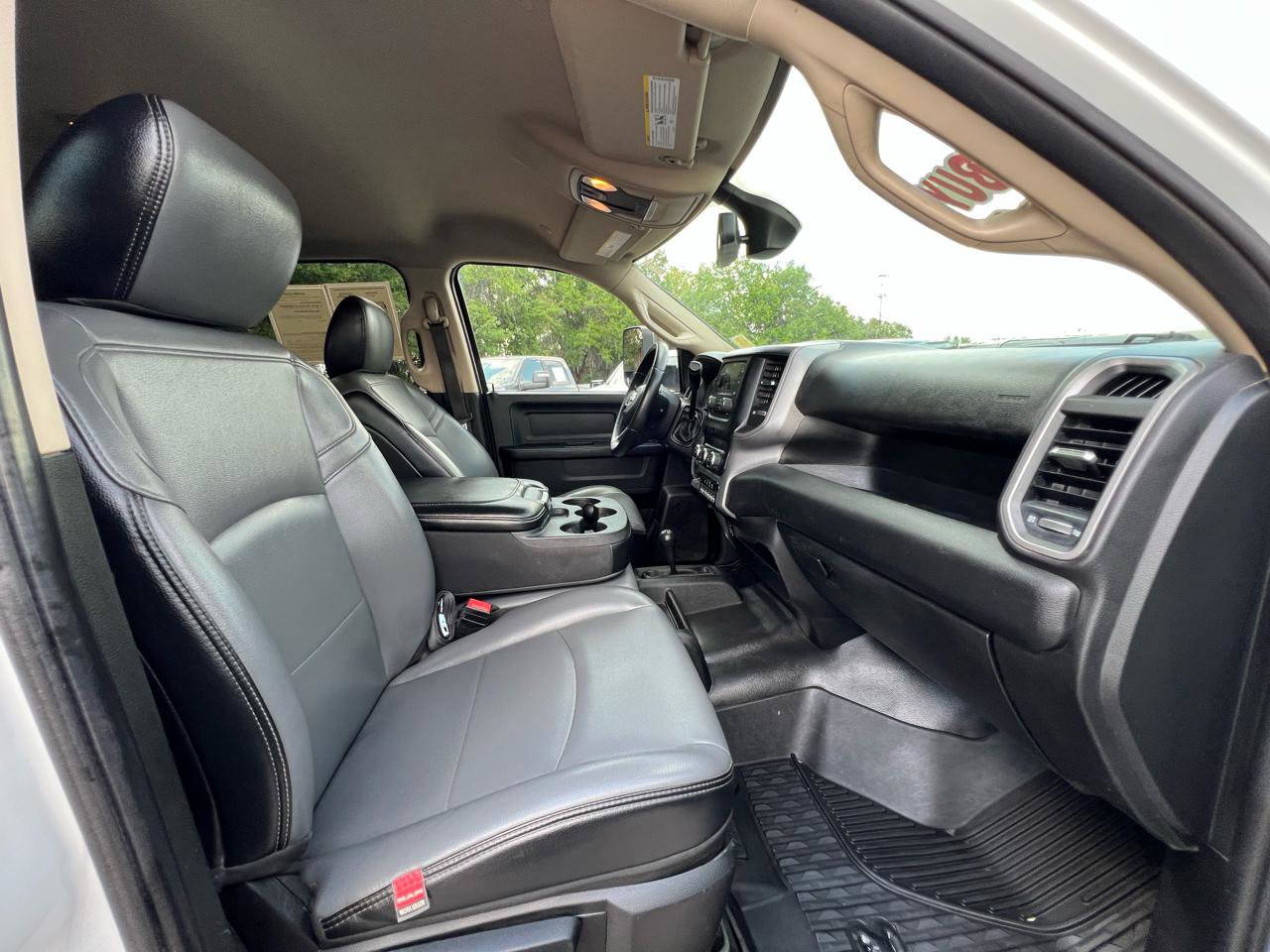 Used 2020 RAM 3500 Tradesman AWD/4WD image 42