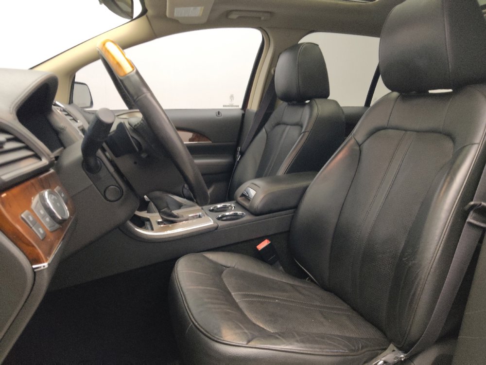 Used 2014 Lincoln MKX AWD w/ Equipment Group 101A image 17