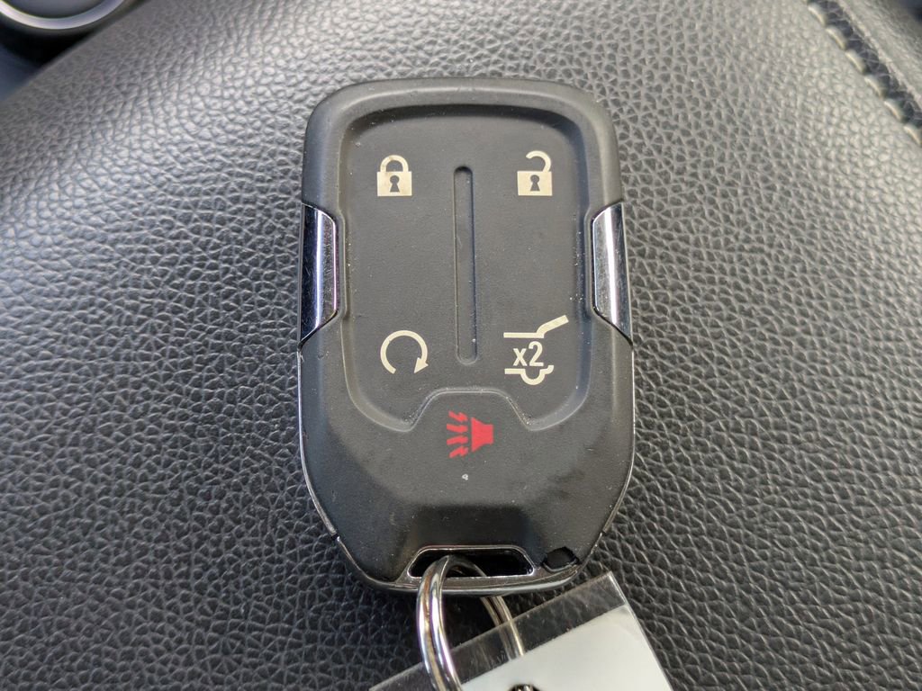 Used 2023 GMC Acadia SLT image 31