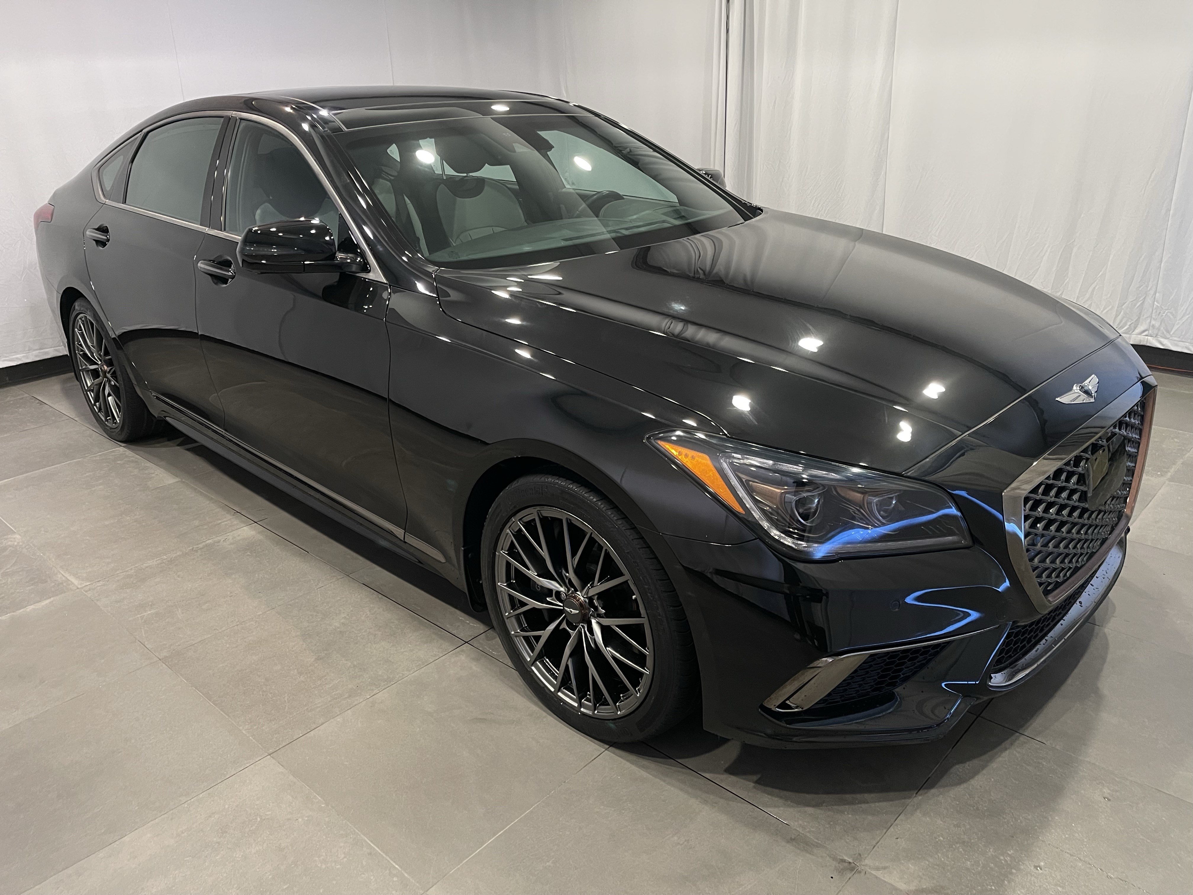 Used 2019 Genesis G80 3.3T Sport RWD image 3
