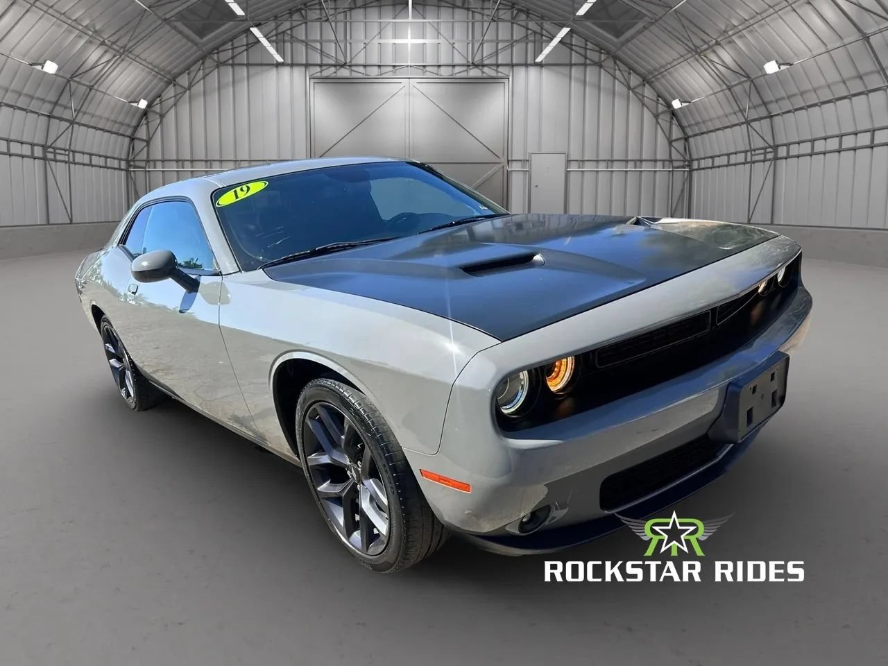 Used 2019 Dodge Challenger SXT w/ Blacktop Package RWD image 15