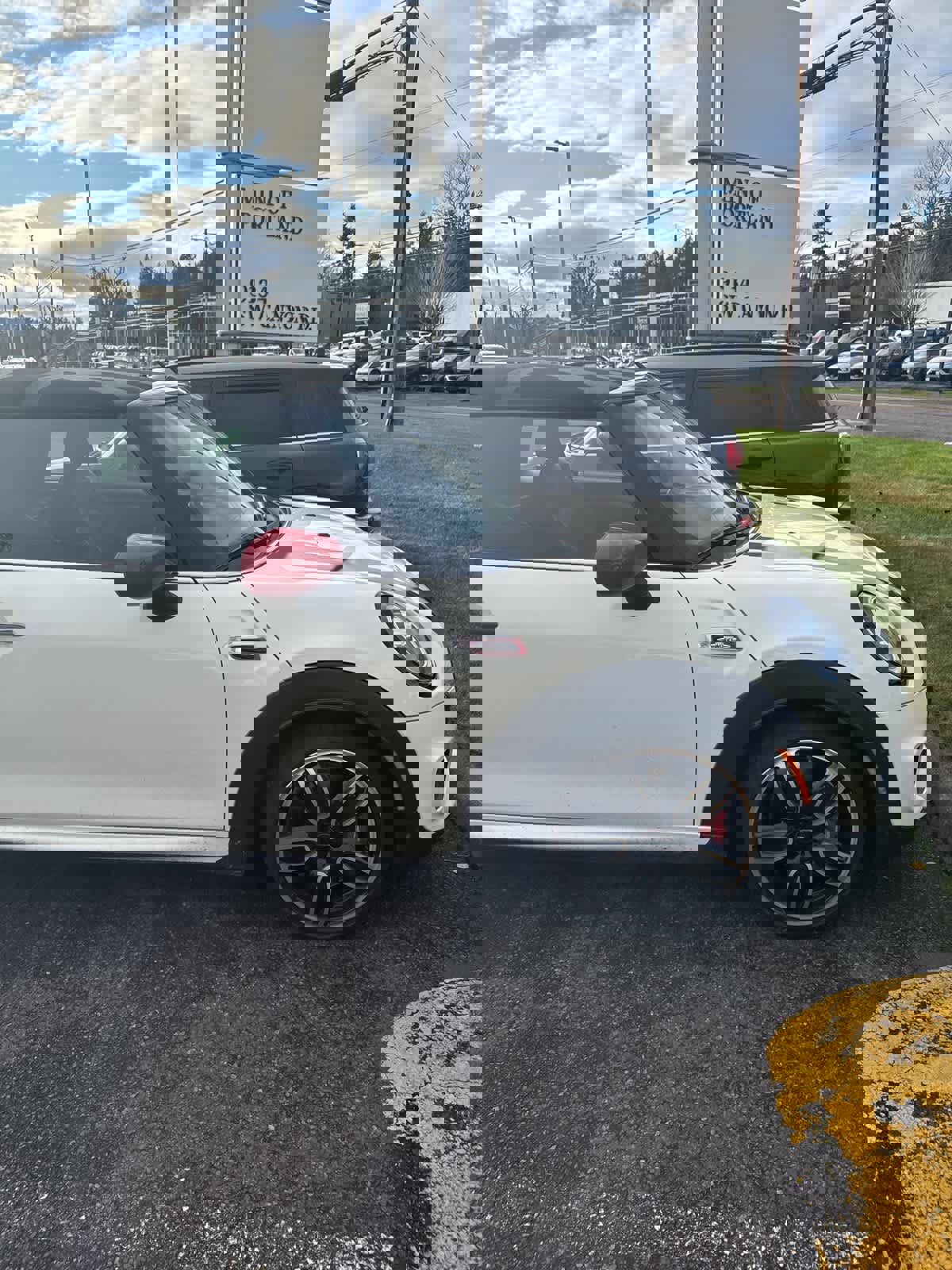 Used 2021 MINI Cooper John Cooper Works w/ Driver Assistance Package image 9