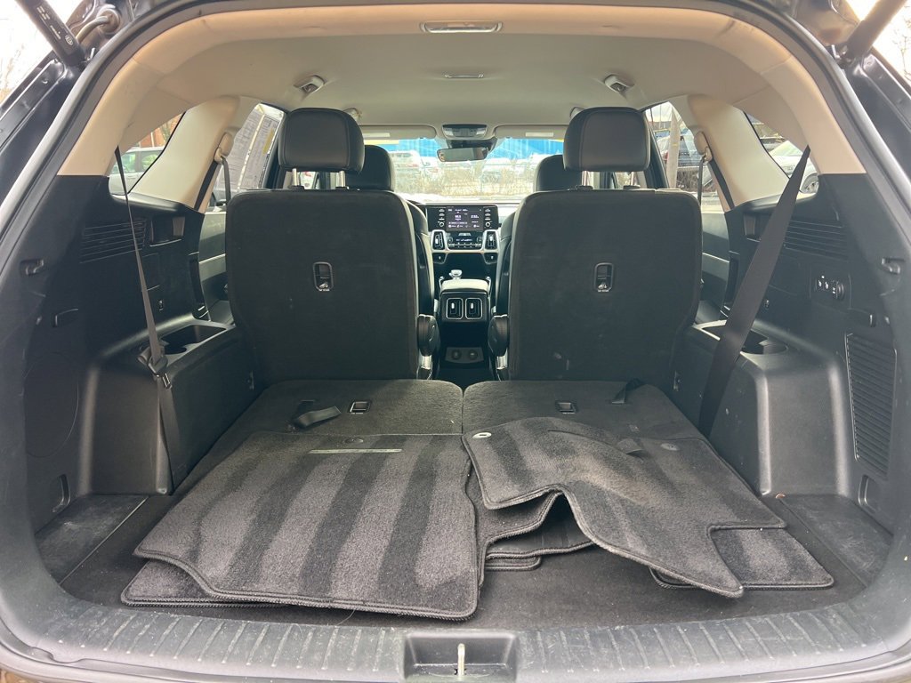 Certified 2021 Kia Sorento EX image 25
