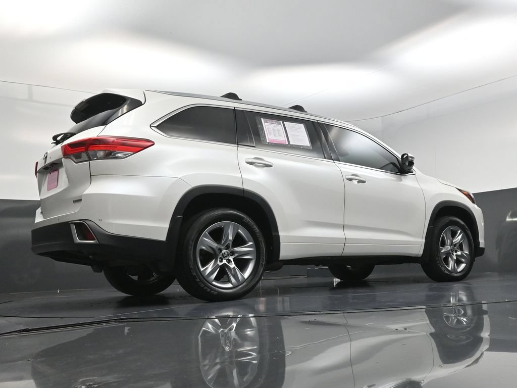 Used 2019 Toyota Highlander Limited FWD image 20