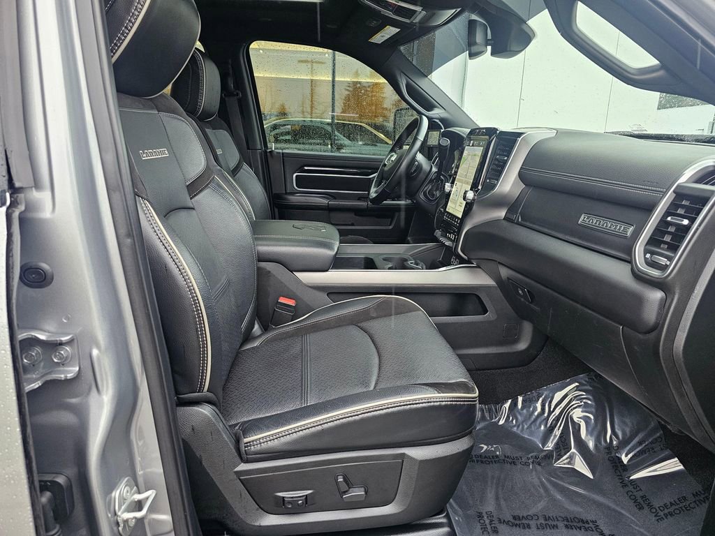 Used 2023 RAM 3500 Laramie w/ Night Edition image 13