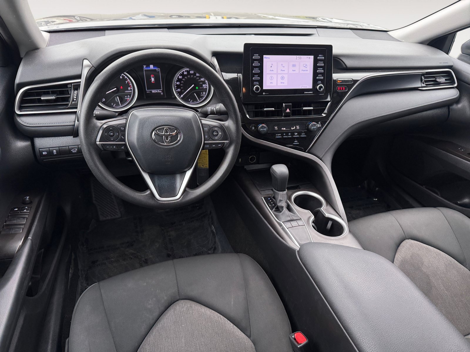 Used 2024 Toyota Camry LE FWD image 15