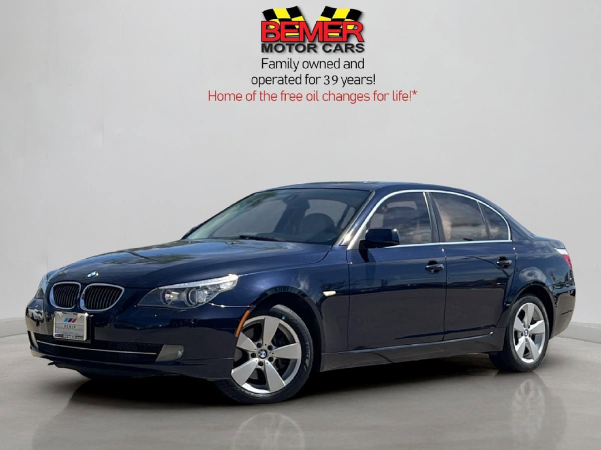 Used 2008 BMW 528xi Sedan image 1