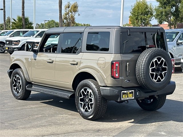 New 2025 Ford Bronco Outer Banks AWD/4WD image 4