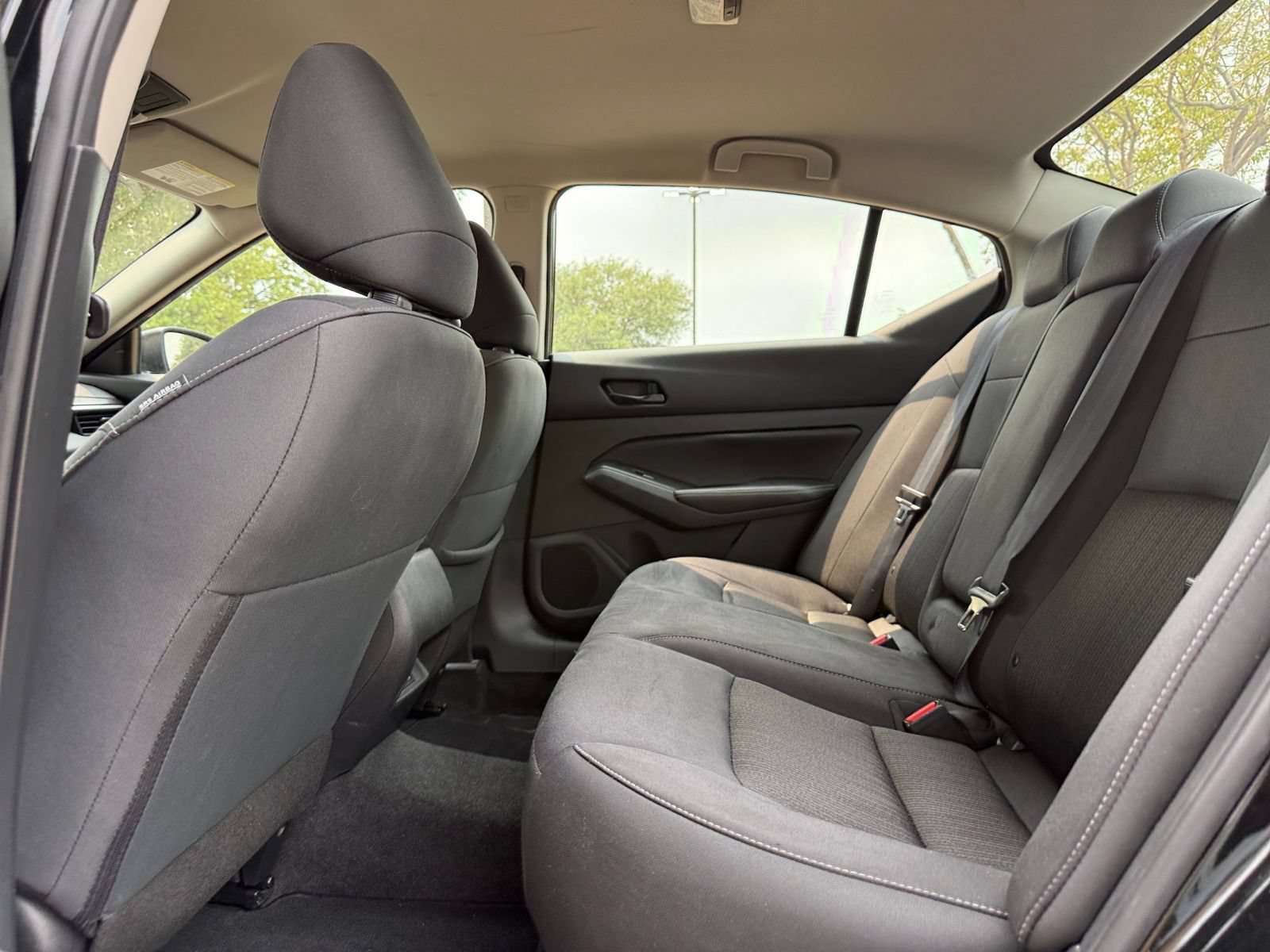 Used 2025 Nissan Altima 2.5 SV FWD image 21